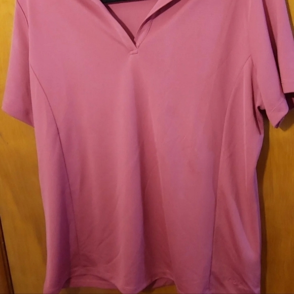 Lady Hagen - Picture 3 of 5